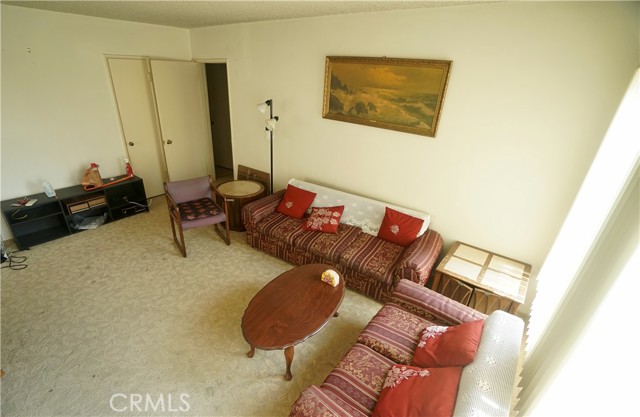 369 E Andrix Street, Monterey Park CA: https://media.crmls.org/medias/12d6d619-18ce-40c4-be5d-293d3390d440.jpg