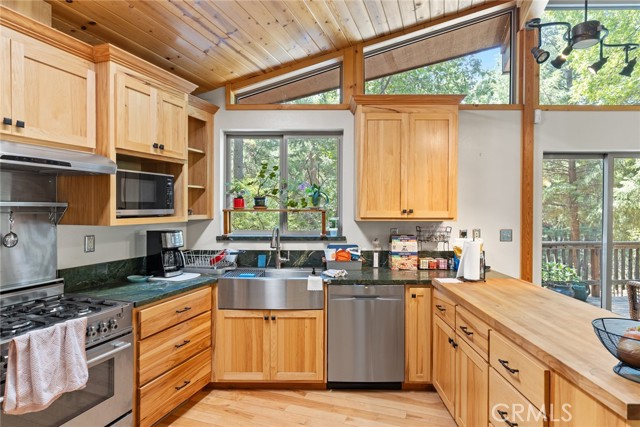 Detail Gallery Image 11 of 44 For 5009 Big Bend Rd, Oroville,  CA 95965 - 3 Beds | 2 Baths