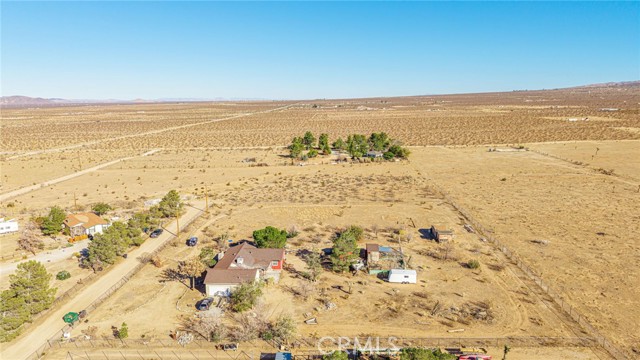 Detail Gallery Image 21 of 29 For 33600 172nd, Llano,  CA 93544 - 3 Beds | 3 Baths