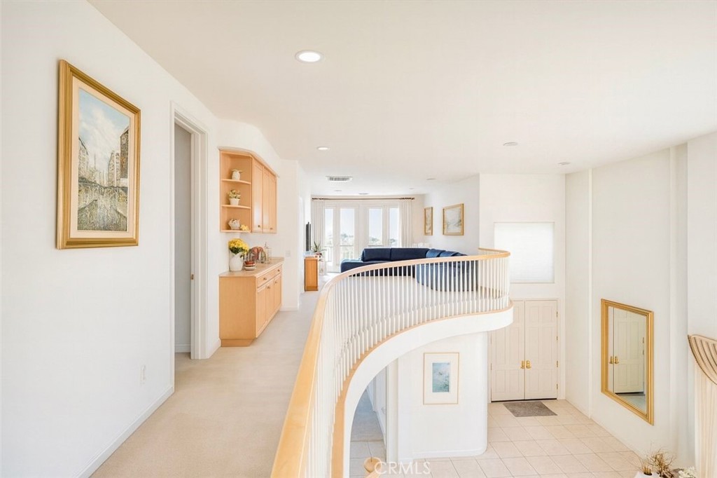 MLS #OC25225093 image #10