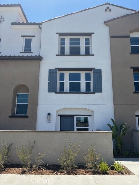 552 Via San Felipe, Camarillo CA: https://media.crmls.org/medias/12da6d8d-71cf-4891-b235-ec7099e7c63f.jpg
