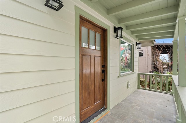 Detail Gallery Image 6 of 46 For 5850 Burwood Ave, Los Angeles,  CA 90042 - 3 Beds | 2 Baths