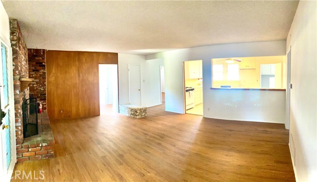 Detail Gallery Image 3 of 19 For 1212 W Oak Ave, Fullerton,  CA 92833 - 5 Beds | 2 Baths