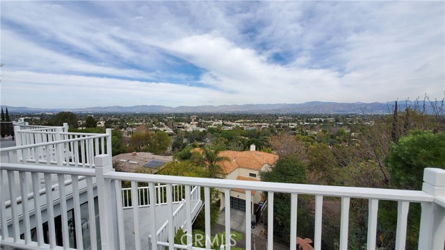 Detail Gallery Image 48 of 75 For 13503 Cheltenham Dr, Sherman Oaks,  CA 91423 - 4 Beds | 5 Baths