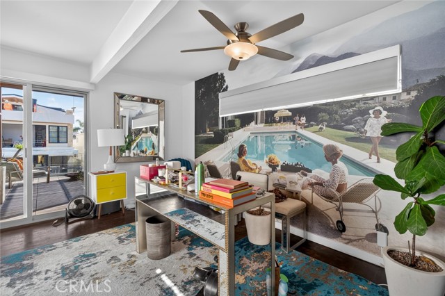 Detail Gallery Image 26 of 62 For 219 Colton, Newport Beach,  CA 92663 - 4 Beds | 3 Baths