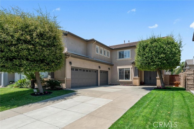 6943 Winterberry Way, Eastvale, CA 92880