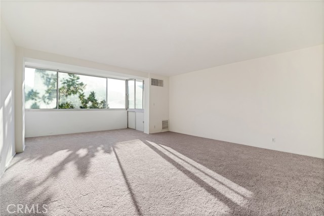 Detail Gallery Image 7 of 21 For 969 Hilgard, Los Angeles,  CA 90024 - 1 Beds | 1 Baths