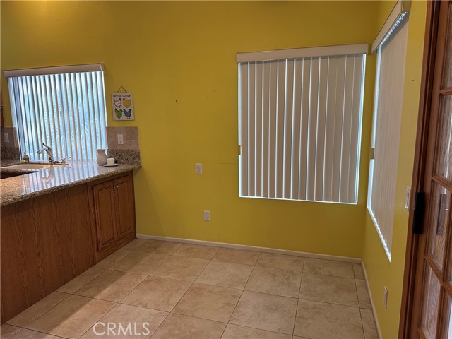 Detail Gallery Image 16 of 35 For 41023 Cedar Ridge Ln, Cherry Valley,  CA 92223 - 3 Beds | 2 Baths