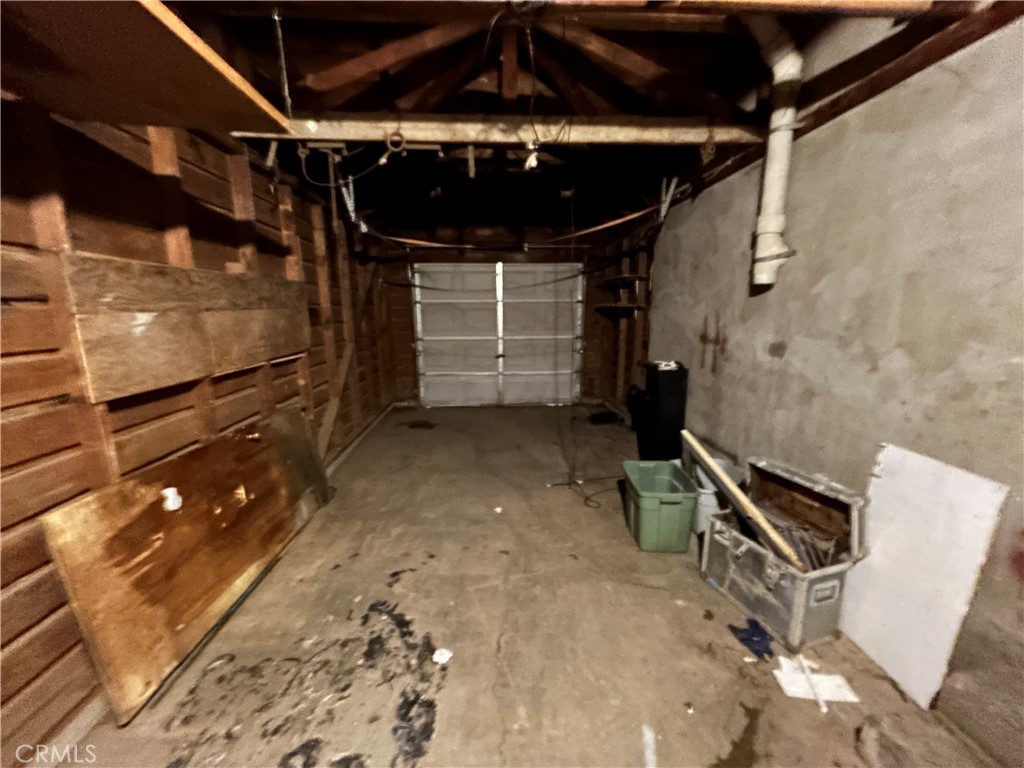 https://media.crmls.org/medias/12e0d38e-e54d-4ddb-b64b-b12e6e212c77.jpg?preset=X-Large