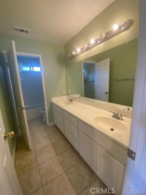 Detail Gallery Image 16 of 25 For 13884 Oak Tree Ln, Corona,  CA 92880 - 4 Beds | 3 Baths