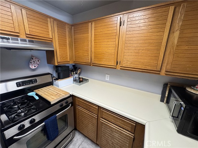 Detail Gallery Image 4 of 22 For 2409 Country, Santa Maria,  CA 93455 - 2 Beds | 2 Baths