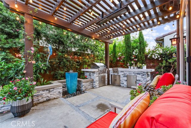 Detail Gallery Image 25 of 57 For 202 Geyser, Irvine,  CA 92618 - 4 Beds | 4/1 Baths