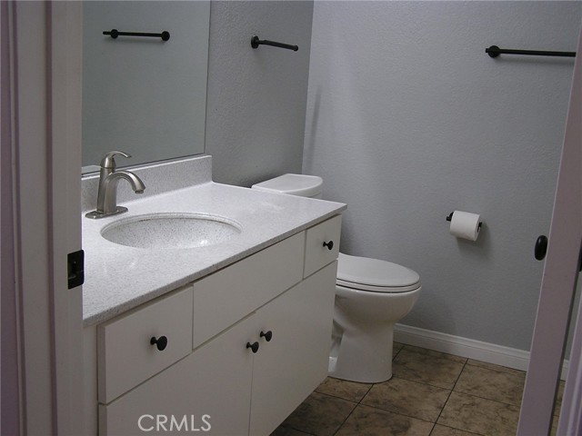 2nd bathroom