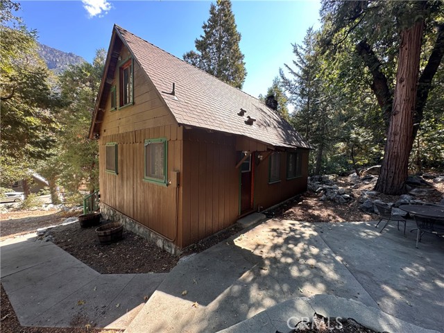 Detail Gallery Image 2 of 14 For 39505 Canyon Dr, Forest Falls,  CA 92339 - 1 Beds | 1 Baths