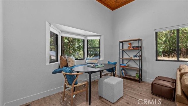 610 Pioneer, Lake Arrowhead, CA 92352