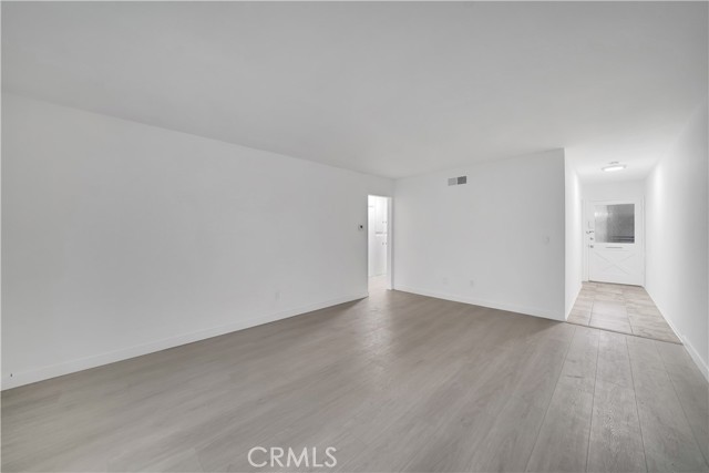 Detail Gallery Image 22 of 51 For 16722 Goldenwest St, Huntington Beach,  CA 92647 - – Beds | – Baths