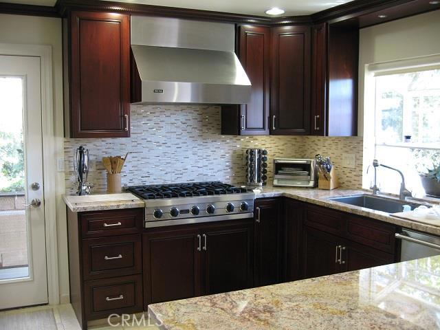 19259 Braemore Road, Porter Ranch CA: https://media.crmls.org/medias/12e4689f-8d9c-4104-82f1-0e51a59b3c62.jpg