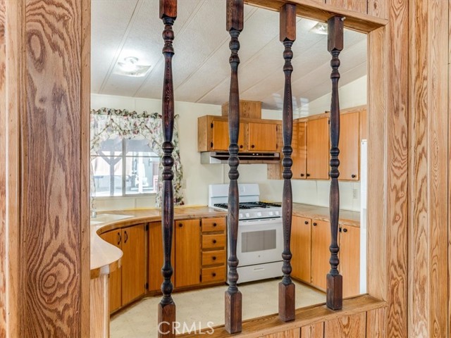 4556 Windward, Paso Robles CA: https://media.crmls.org/medias/12e4874f-165d-479d-9d4c-3827ec414fa5.jpg