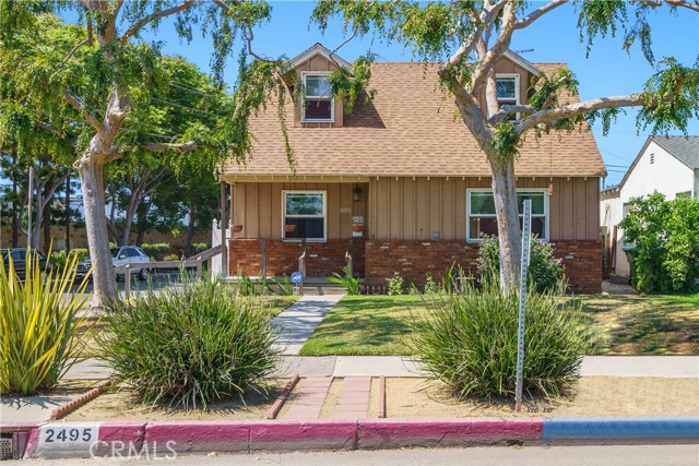 2495 Glencoe Avenue Venice, California Location, location, location! This charming Venice home has a large, inviting front yard and sits on a corner lot on a beautiful tree-lined street. This is a great opportunity for an investor or an owner-user who is looking to reinvent, remodel or rebuild. The property is being sold, "as is." There are four bedrooms, two bathrooms, a living room, eat-in kitchen and a detached garage behind the backyard. The current home has a good floor plan for the buyer who wants to design and remodel a home to their own taste. This prime Venice location is just a few miles from the beach and some of LA’s most popular restaurants, neighborhoods, and designer shops!