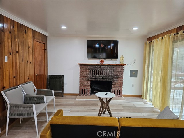 Detail Gallery Image 16 of 26 For 32868 Deer Ln, Running Springs,  CA 92382 - 2 Beds | 2 Baths