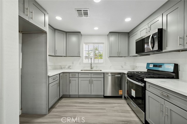 Detail Gallery Image 13 of 44 For 24688 Court St, San Bernardino,  CA 92410 - 3 Beds | 2 Baths