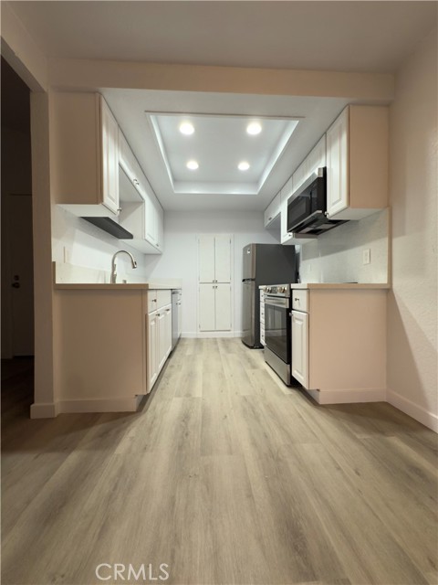 Detail Gallery Image 10 of 17 For 20702 El Toro Rd #244,  Lake Forest,  CA 92630 - 1 Beds | 1 Baths