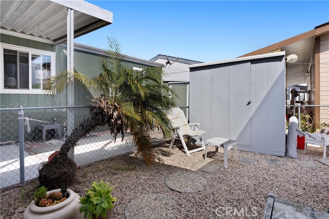Detail Gallery Image 6 of 17 For 21851 Newland #260,  Huntington Beach,  CA 92646 - 2 Beds | 2 Baths