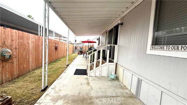 25521 Lincoln Avenue, Hemet CA: https://media.crmls.org/medias/12e697e5-df9b-4329-ad87-4be802afa9bc.jpg