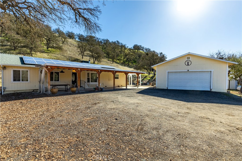 6855 Ranchita Oaks Place, San Miguel, CA 93451