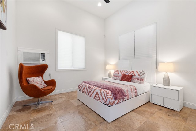 2600 E Vincentia, Palm Springs, CA 92262