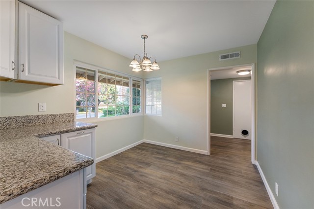1073 E Knollcrest Drive, Covina CA: https://media.crmls.org/medias/12e6e2c8-bede-49d0-bb5f-4a320a71cc7f.jpg