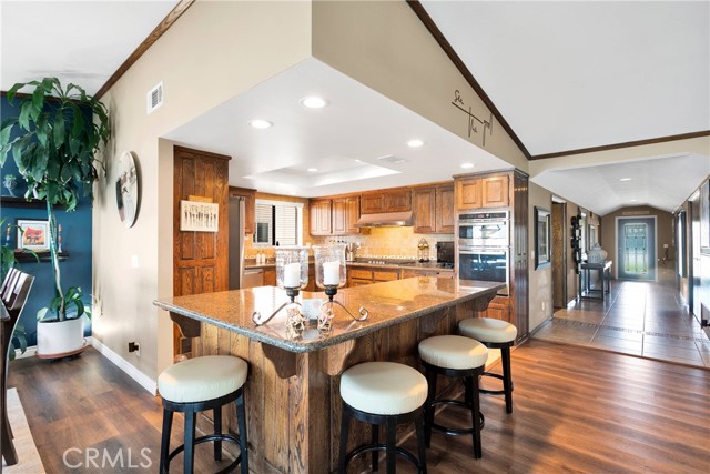 Detail Gallery Image 11 of 40 For 18083 Mariner Dr, Victorville,  CA 92395 - 3 Beds | 3 Baths