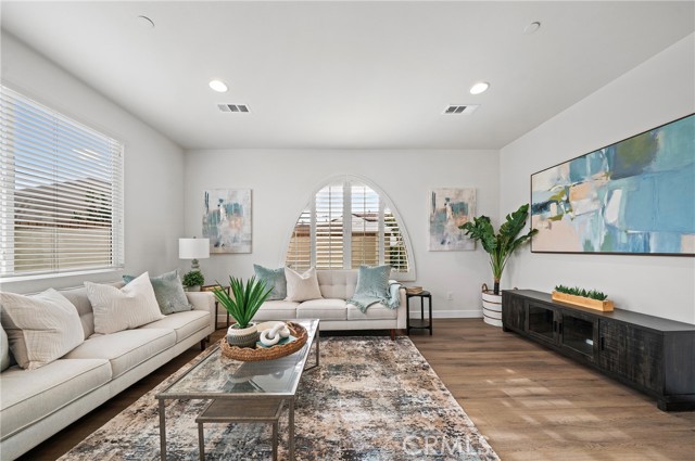 Detail Gallery Image 3 of 43 For 19720 Calle Nogal, Walnut,  CA 91789 - 4 Beds | 4 Baths