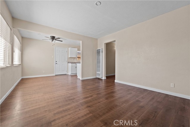 Detail Gallery Image 3 of 9 For 1605 Sunrise, Barstow,  CA 92311 - 3 Beds | 1 Baths