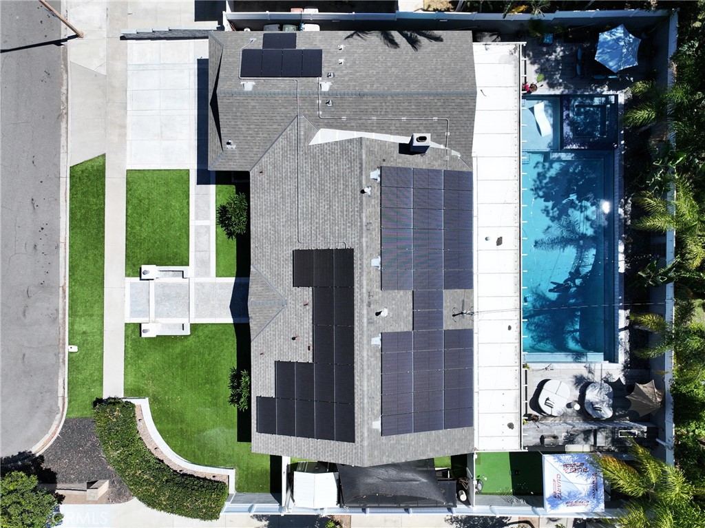 https://media.crmls.org/medias/12e7a146-1120-41d3-b208-ad124d783f8a.jpg?preset=X-Large