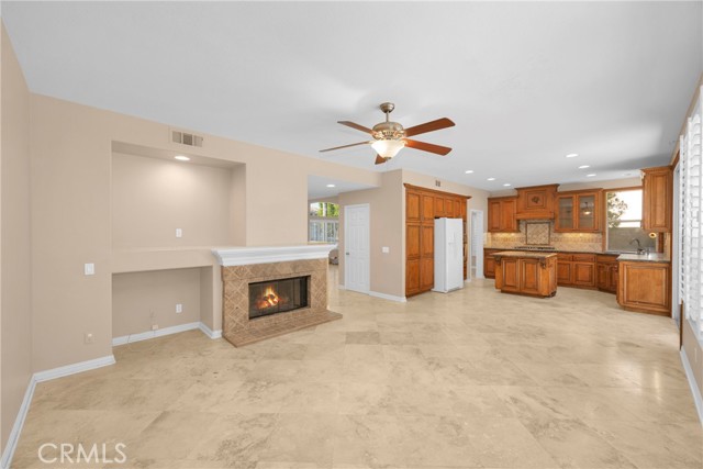 MLS #OC25234002 image #23