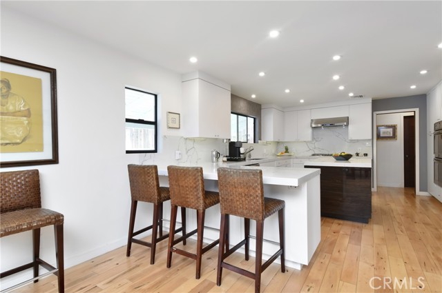 4751 Del Moreno Drive, Woodland Hills CA: https://media.crmls.org/medias/12e803c7-2077-4518-a36b-46ee34fb658f.jpg