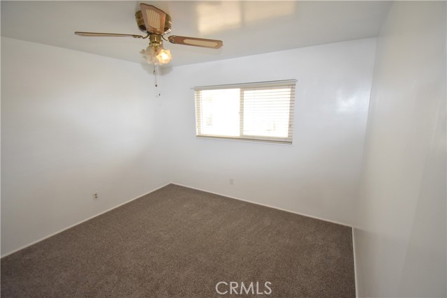 Detail Gallery Image 16 of 20 For 13076 Osage Rd, Apple Valley,  CA 92308 - 4 Beds | 2 Baths