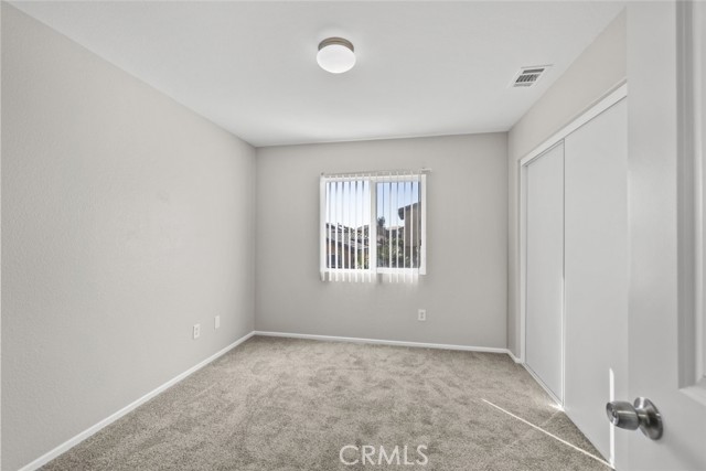 Detail Gallery Image 24 of 38 For 14323 Moon Valley St, Victorville,  CA 92394 - 4 Beds | 3 Baths