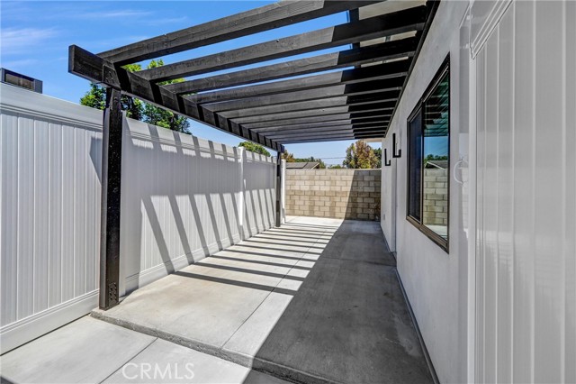 Detail Gallery Image 14 of 21 For 9998 1/2 Louise Ave, Northridge,  CA 91325 - 2 Beds | 2 Baths