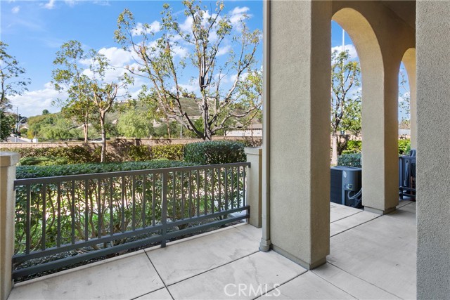 Detail Gallery Image 4 of 30 For 8509 E Kendra Loop, Orange,  CA 92867 - 3 Beds | 2/1 Baths