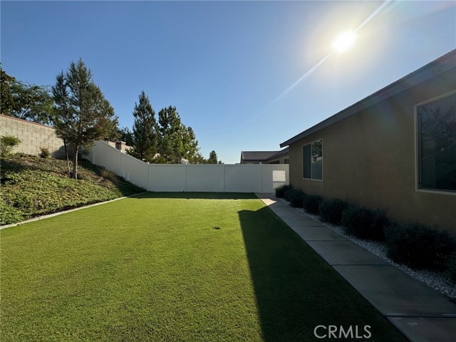 Detail Gallery Image 41 of 46 For 14312 Barbon Beck Ave, Bakersfield,  CA 93311 - 3 Beds | 2 Baths