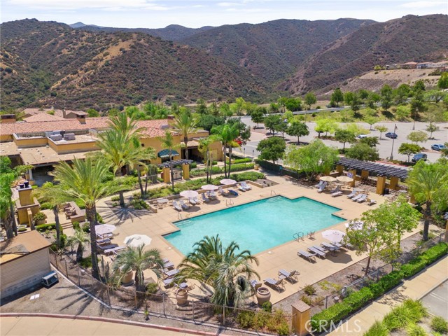 8416 Sunset Rose Drive, Corona CA: https://media.crmls.org/medias/12edbc5b-f8ca-4d14-b96a-b18aeca13968.jpg