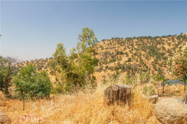 35032 George Smith Road, Squaw Valley CA: https://media.crmls.org/medias/12ee7cdb-8ab7-4880-9cc3-8de4f2a68e4d.jpg