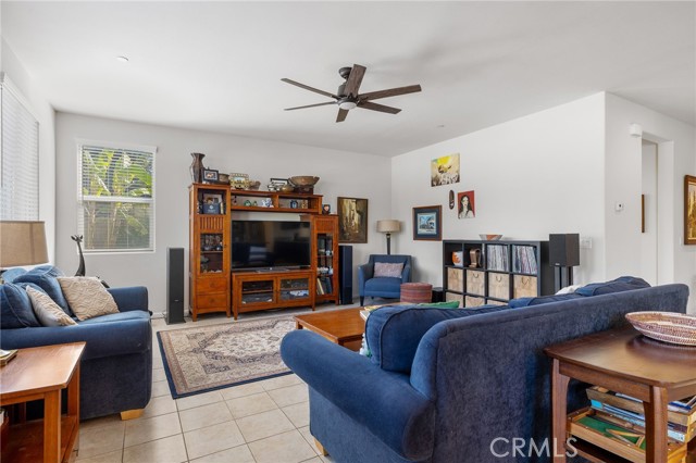 12200 White Rapids Way, Bakersfield CA: https://media.crmls.org/medias/12eecb53-1519-4ebd-a404-6cf6882ac913.jpg