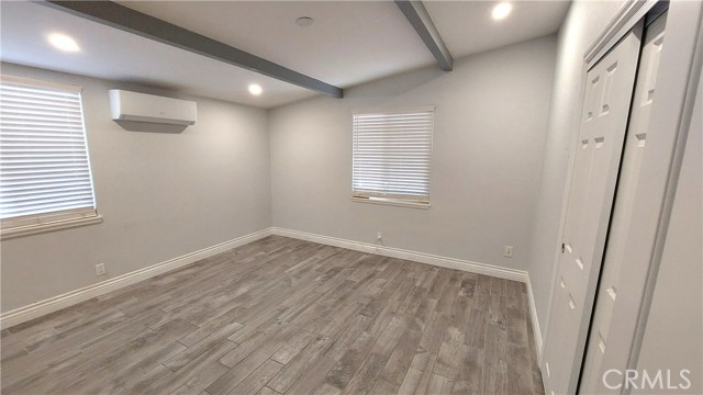 8649 Cantaloupe Avenue, Panorama City CA: https://media.crmls.org/medias/12f0d5c3-6571-4ffa-9ab3-358826fc4408.jpg