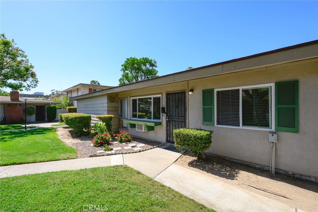 661 W 6th #B