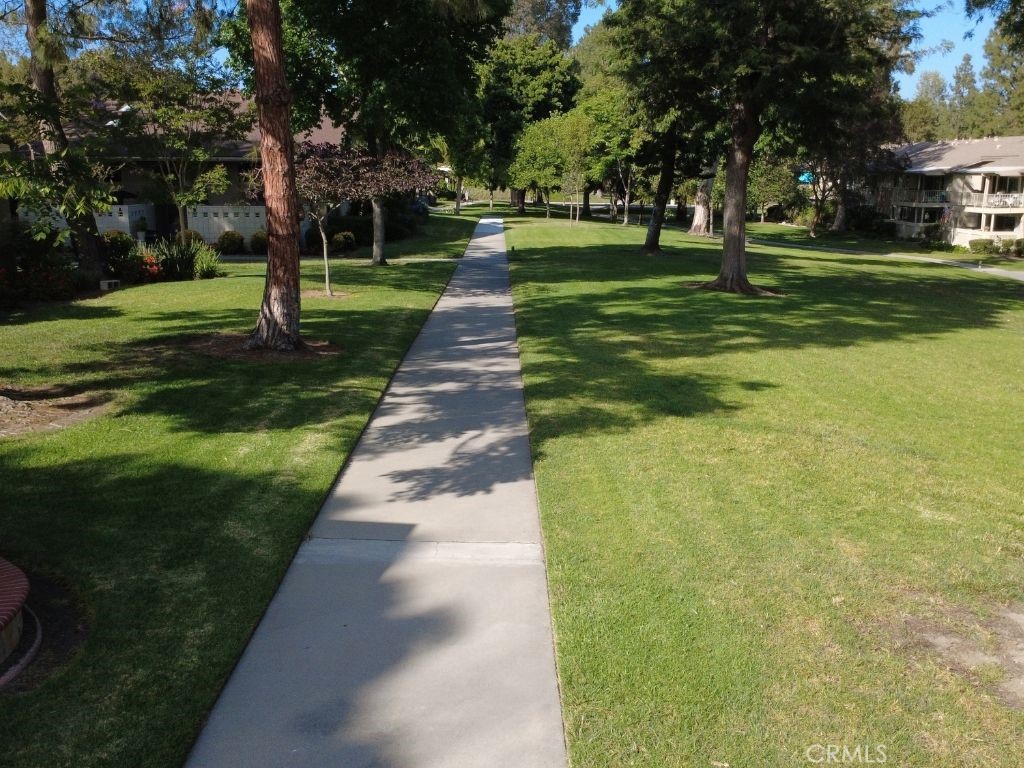 https://media.crmls.org/medias/12f19876-f6b0-4762-af8e-81ee2890053a.jpg?preset=X-Large
