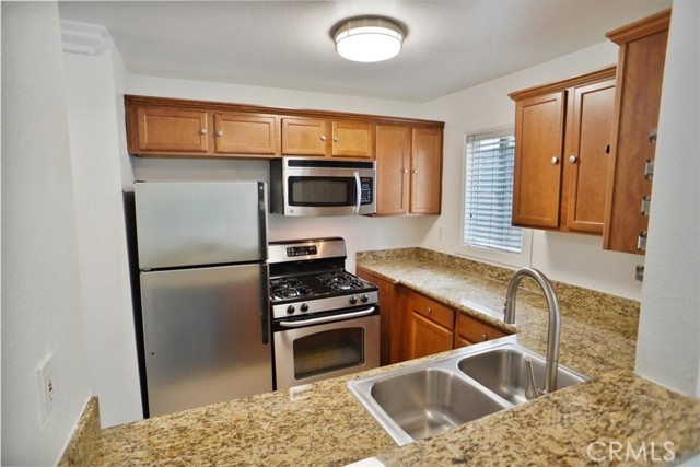 Detail Gallery Image 7 of 14 For 355 N Maple St #220,  Burbank,  CA 91505 - 0 Beds | 1 Baths
