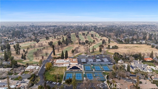 Detail Gallery Image 12 of 70 For 841 Fairway Dr, Bakersfield,  CA 93309 - 5 Beds | 3 Baths